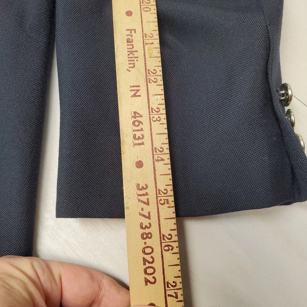 Robert Kent Mens Navy Blue Gold Crest Button Wool Blend Blazer 48R Quiet Luxury